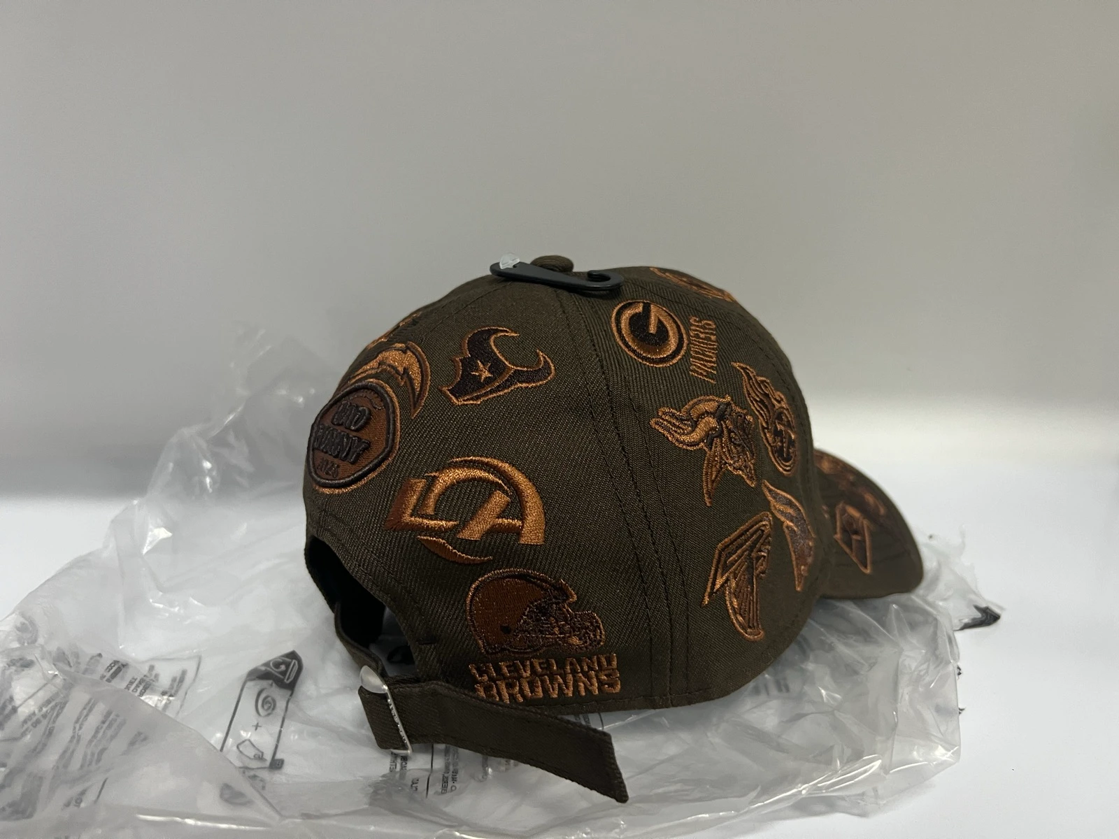 New Era NFL x Bad Bunny All Over Logos Brown OSFA Cap – photo 3